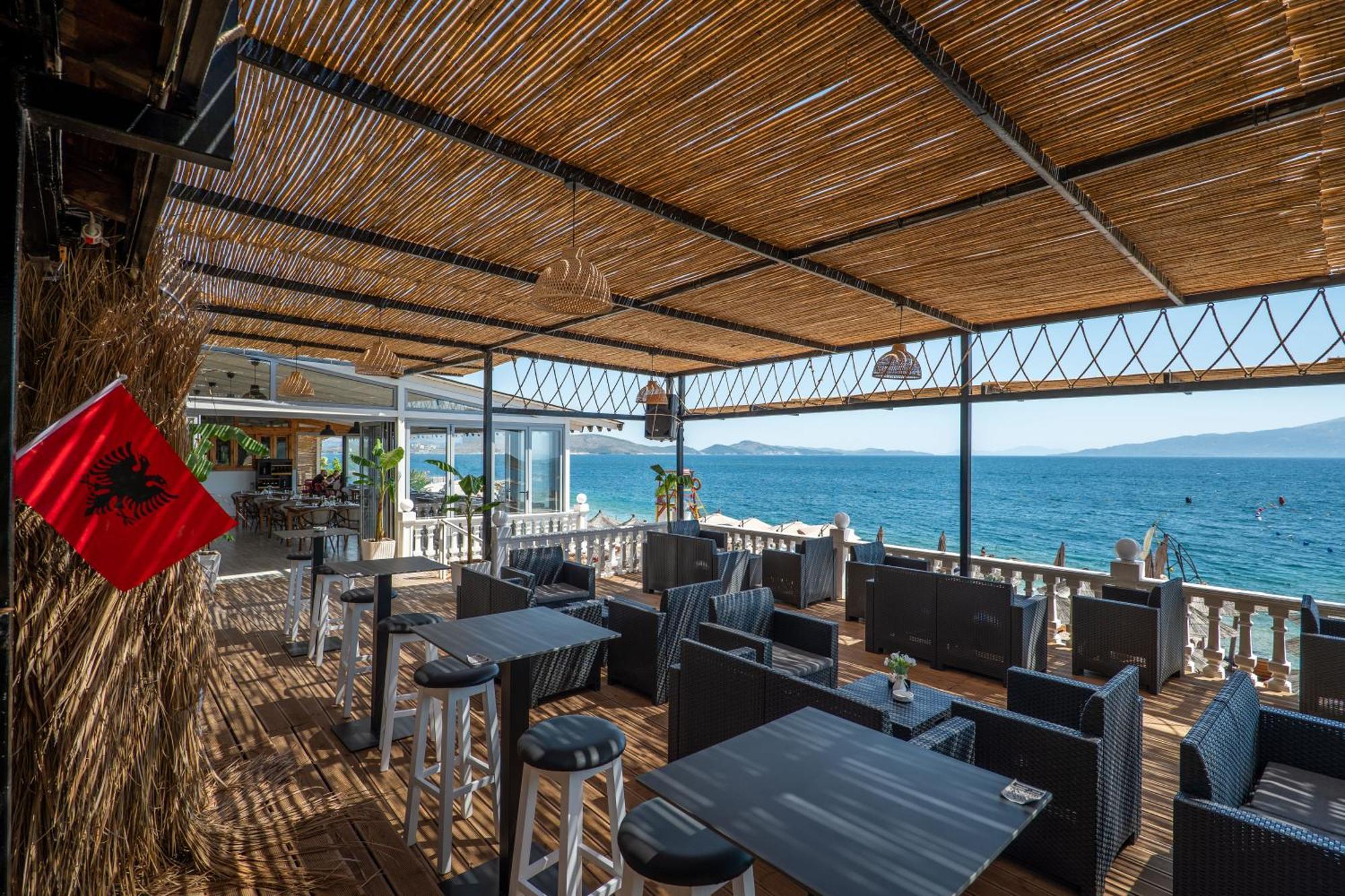 Hotel Kompleks Joni Sarande Exterior photo
