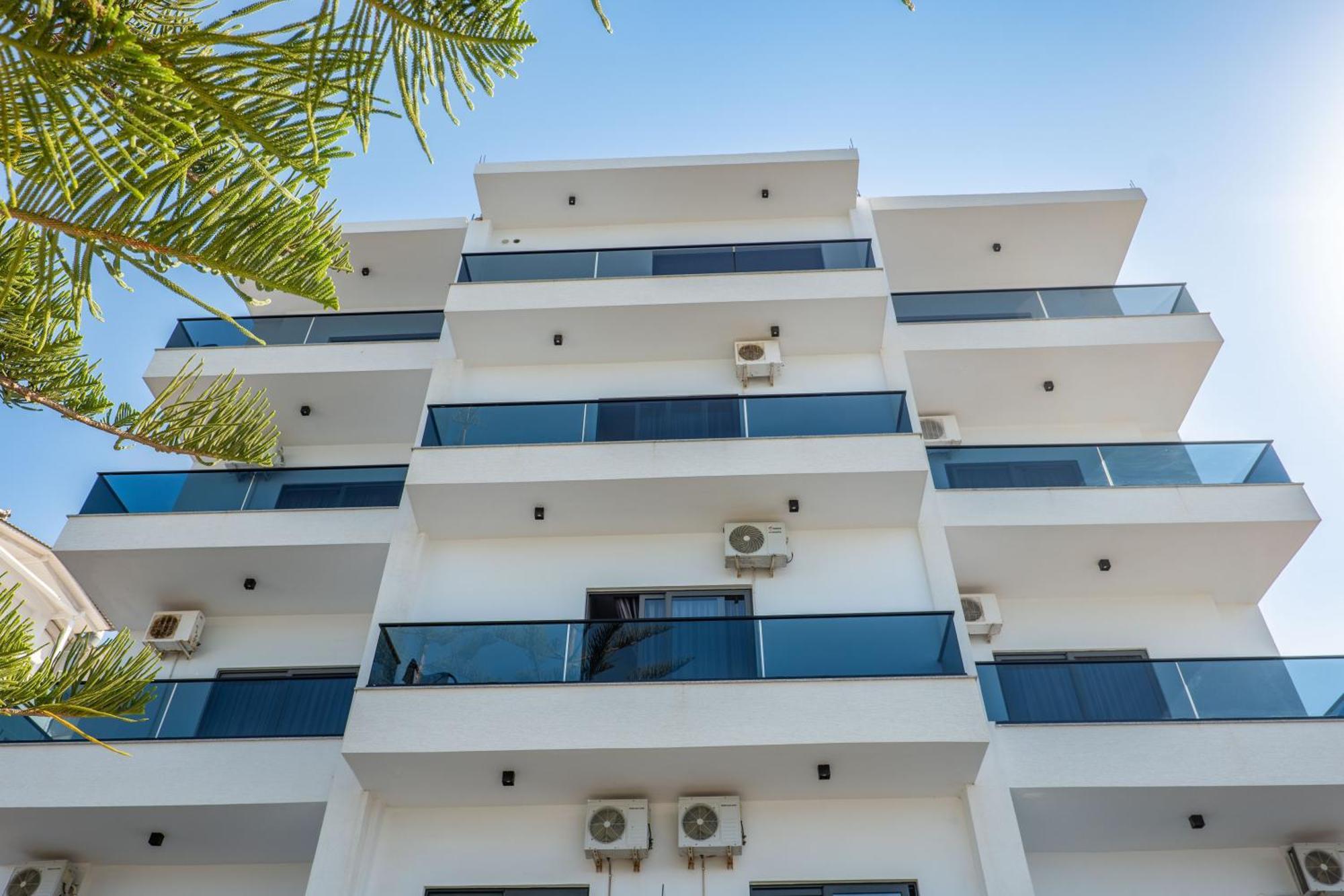 Hotel Kompleks Joni Sarande Exterior photo
