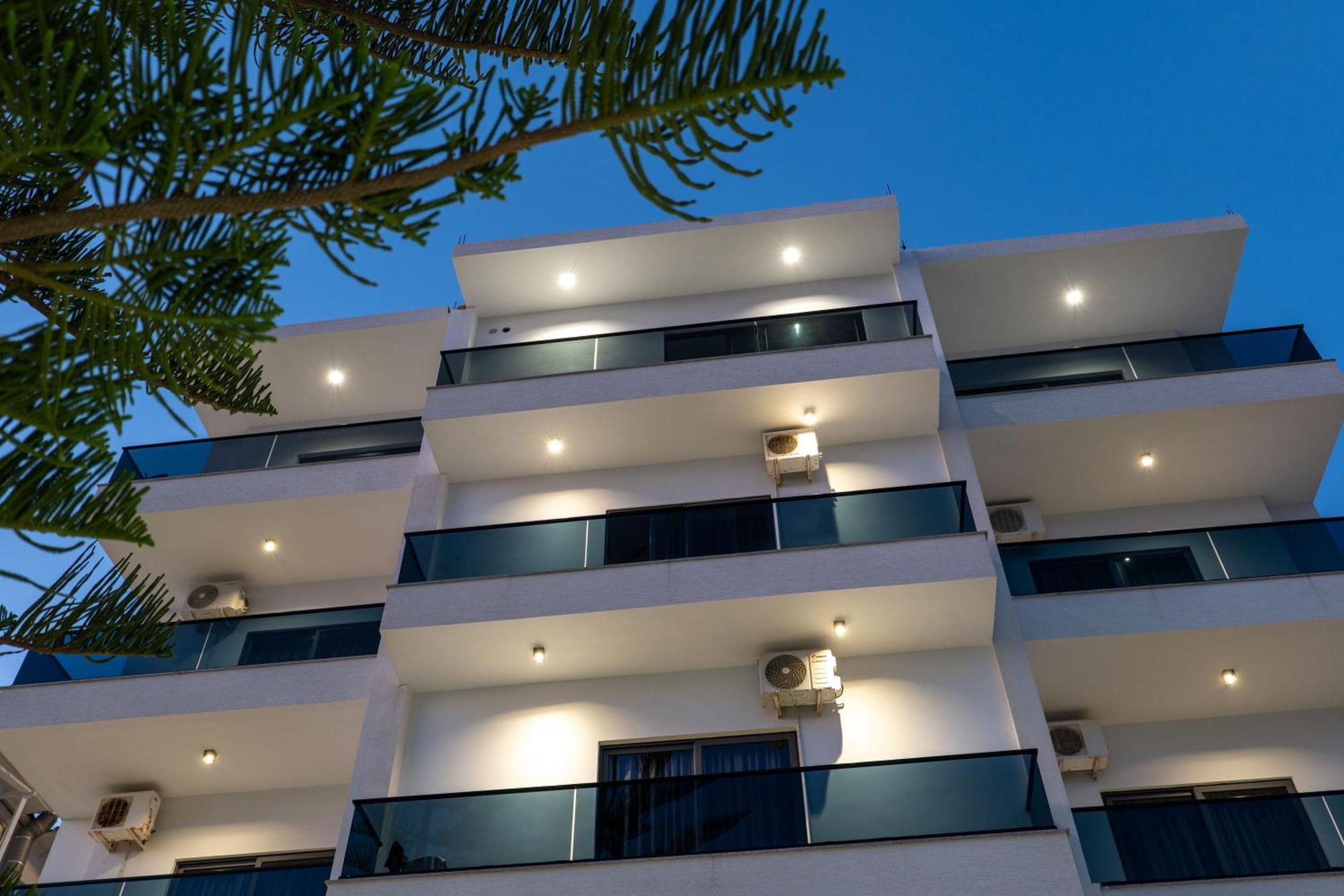 Hotel Kompleks Joni Sarande Exterior photo